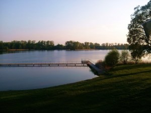 Grażyna-See 3 km von Drawnik entfernt am Fluss Drawa